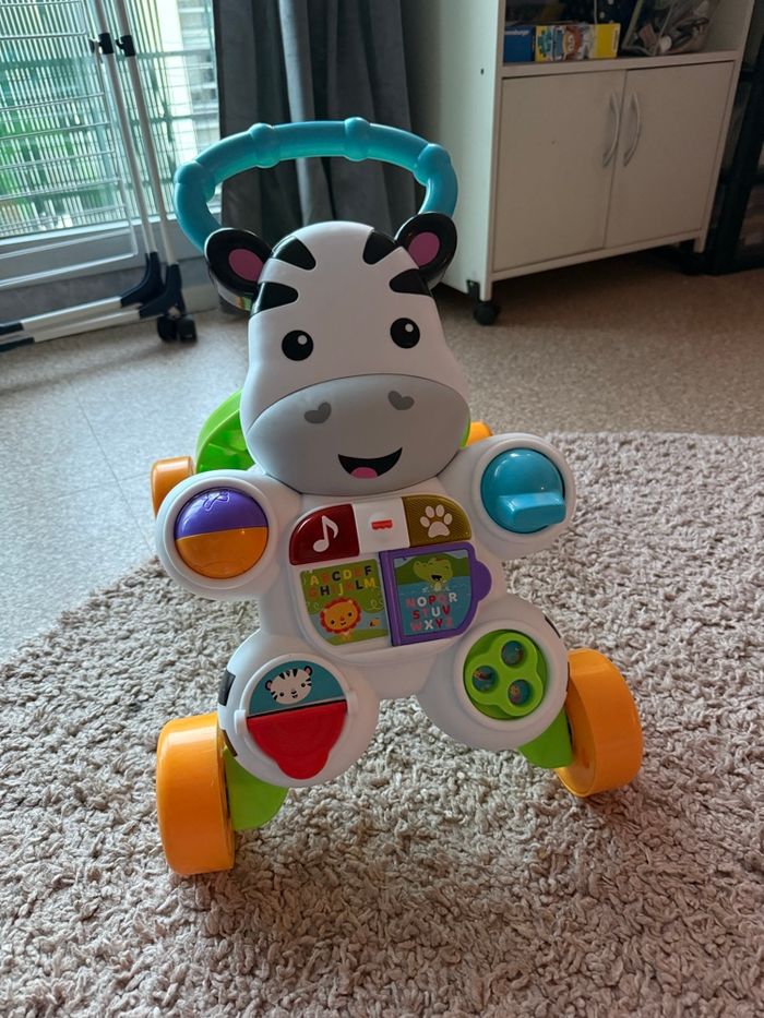 Trotteur zèbre Fisher price