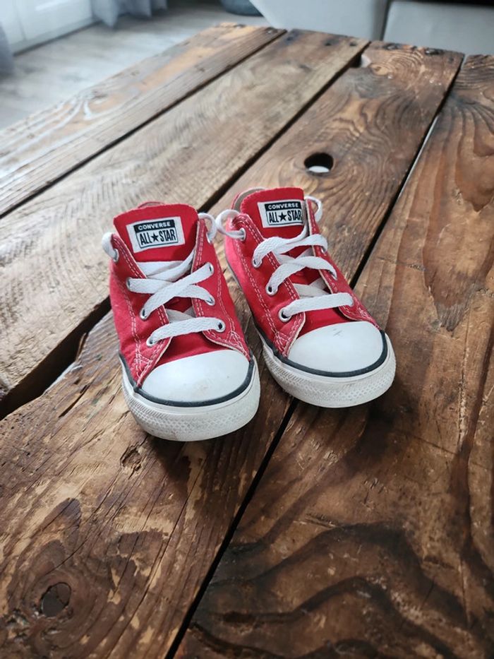 Converse rouge