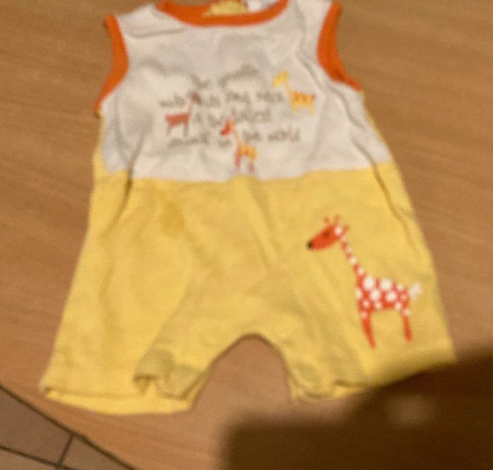 Lot de 3 combinaison short taille 3 mois - photo numéro 2