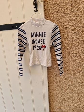 Tee-shirt court