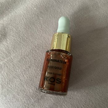 Illuminateur rose gold Kos
