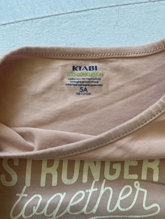 Ensemble de sport taille 5 ans - photo numéro 5