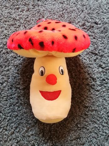 Peluche champignon