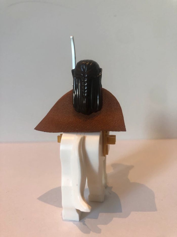 Figurine type lego Roi Elrond sur son destrier royal. Le seigneur des anneaux/Hobbit - photo numéro 3