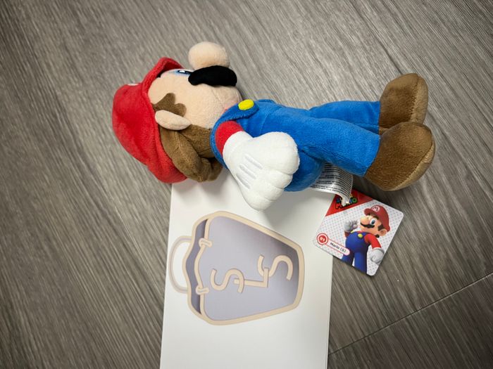 Super Mario - Peluche Mario - photo numéro 3
