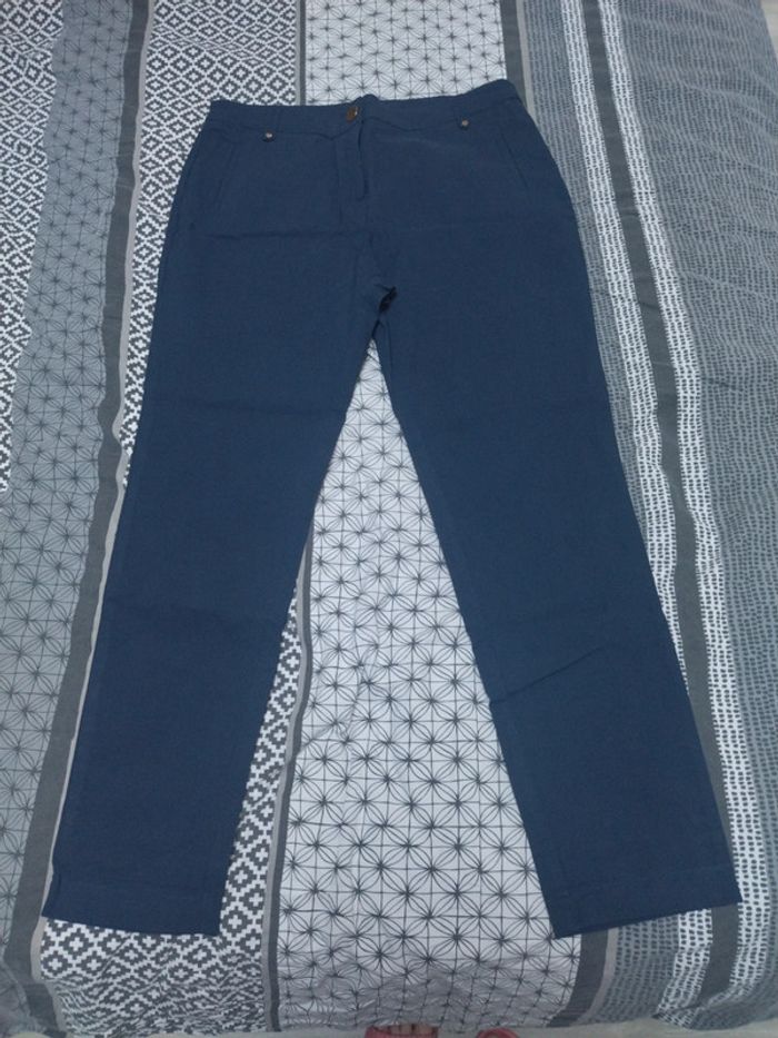 Pantalon taille 44