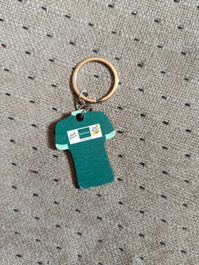 Porte clés Skoda maillot vert - photo numéro 2
