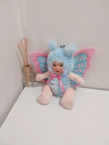Poupee papillon pour petite fille