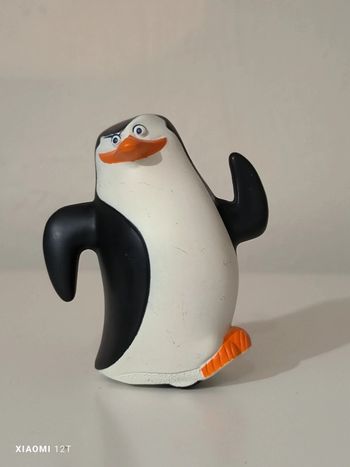 McDonald's 2014 figurine pingouin Madagascar