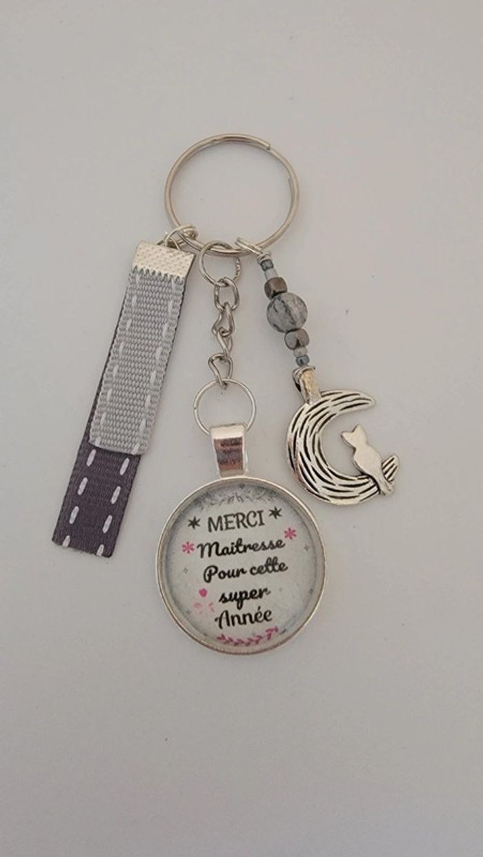 Cadeau maîtresse, porte clé message bijoux de sac " merci maitresse "