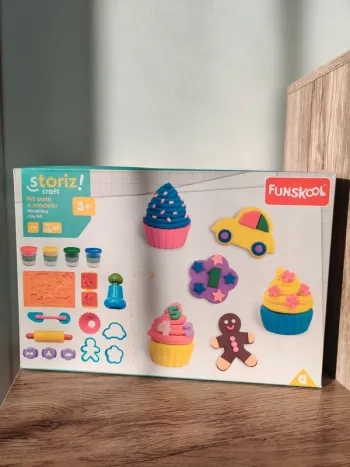 Coffret de pâte à modeler Funskool