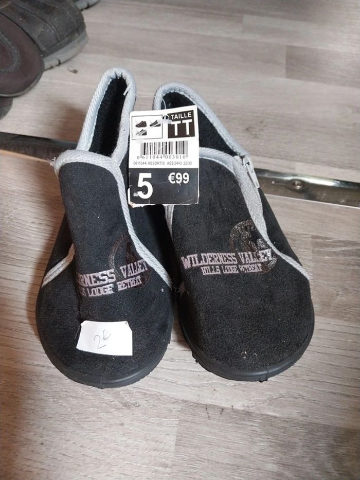 Chaussons garçon 28