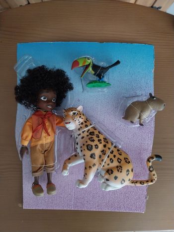 Poupée Antonio Madrigal et ses animaux - Poupée Encanto La Fantastique Famille