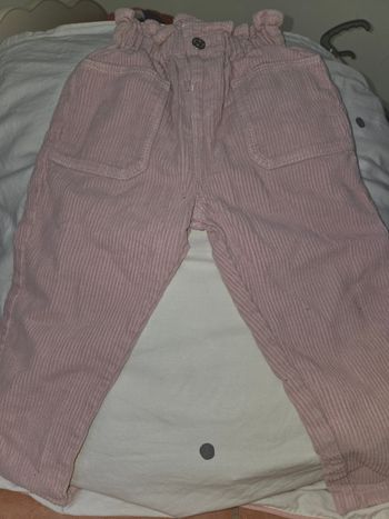 Pantalon velours côtelé Zara