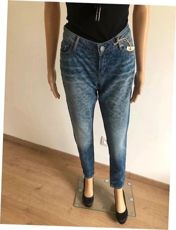 Jean slim neuf Morgan taille 36