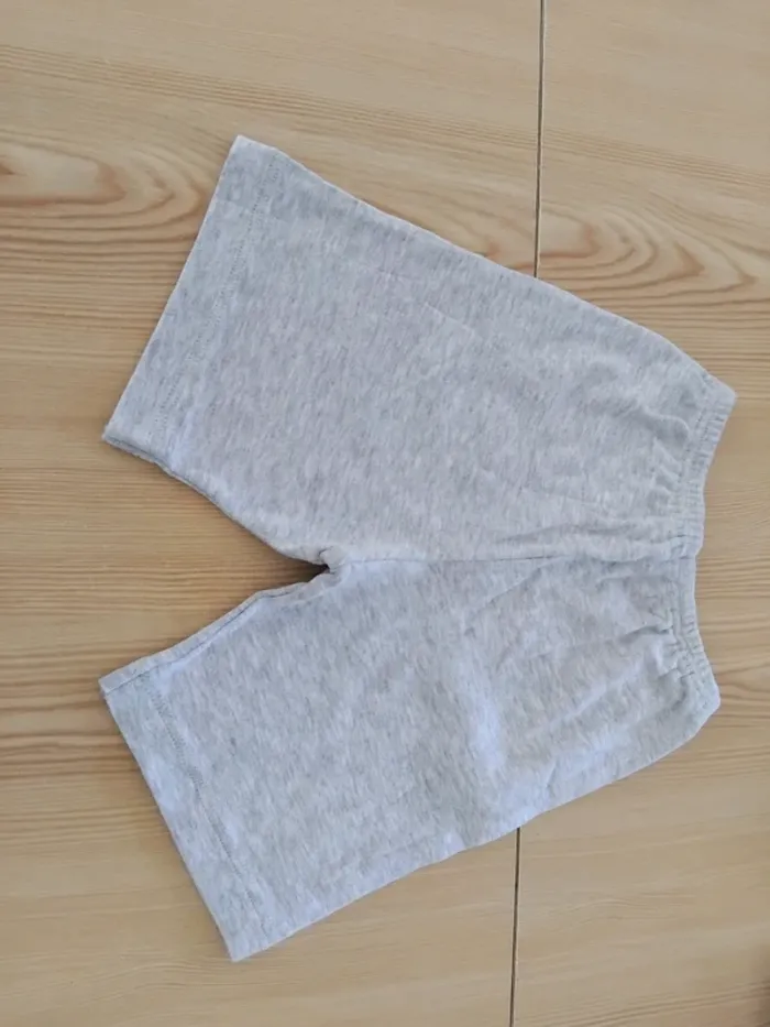 Short 🔄 - photo numéro 3