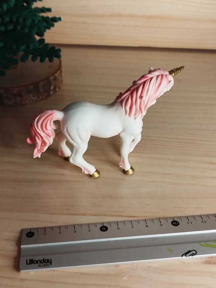 Bullyland Licorne blanche et rose Figurine Animal imaginaire - photo numéro 5