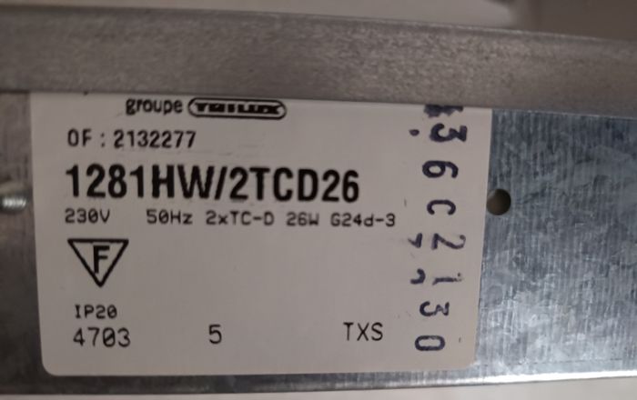 Luminaire encastré double Lampe 2xTCD 26W mod.1281 diam.28cm avec notice - photo numéro 6