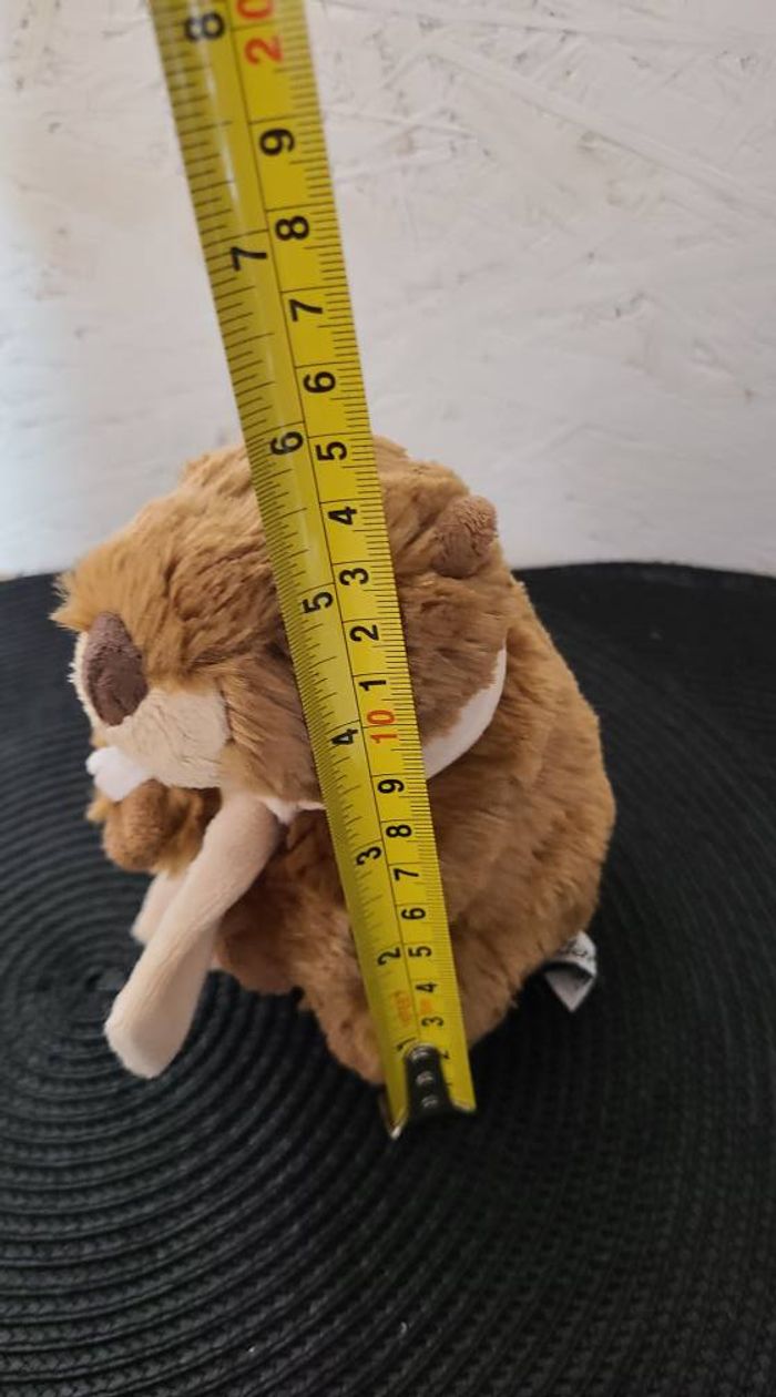 Peluche marmotte CREATIONS DANI Castor écharpe marron beige - photo numéro 7