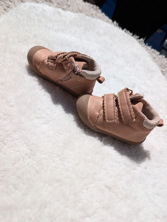Chaussures de marche fille taille 20 - photo numéro 3