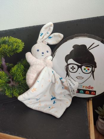 doudou kaloo lapin beige libellule Feuille bleu jaune Mouchoir feuille DD003373