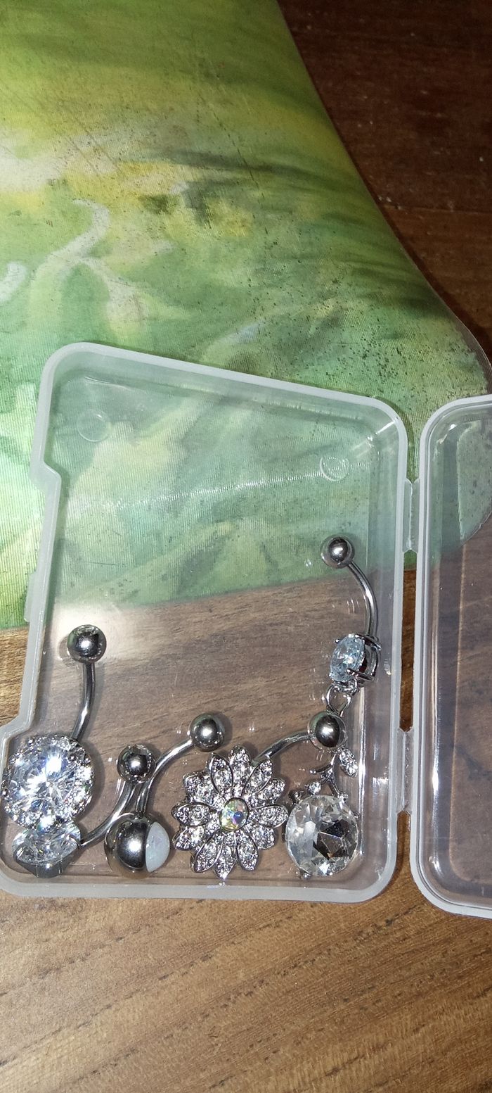 Lot 5 piercings nombril