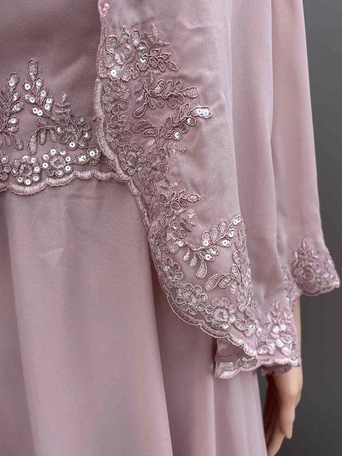 Ensemble robe mariage 2 pièces en dentelle – taille M - photo numéro 10