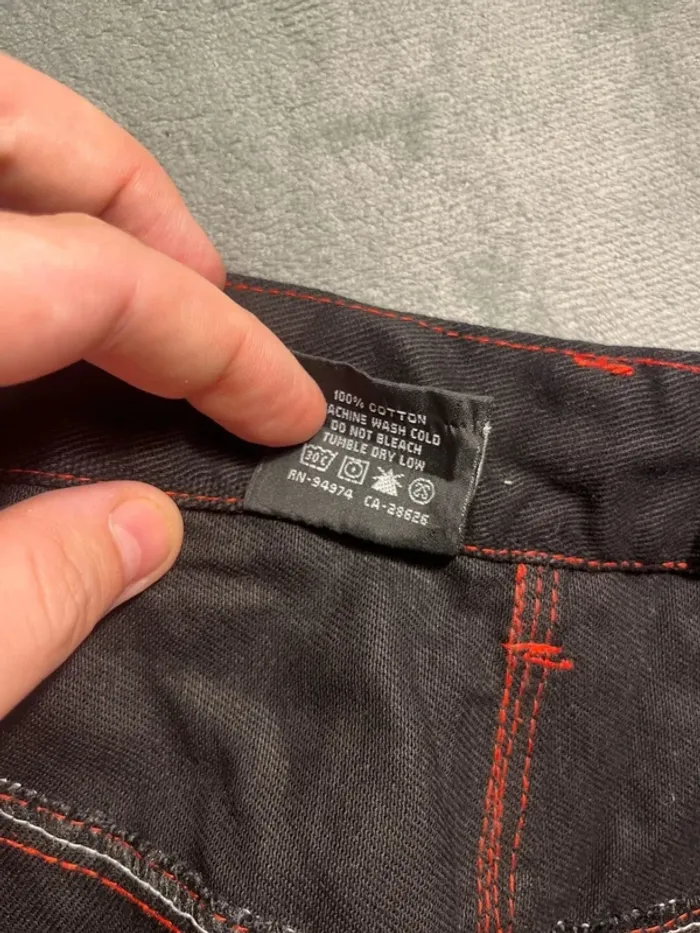 Short/Jort Stussy Embroidered Red Big Logo Back – Taille L - photo numéro 8