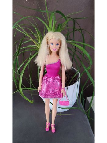 Barbie Glitz doll