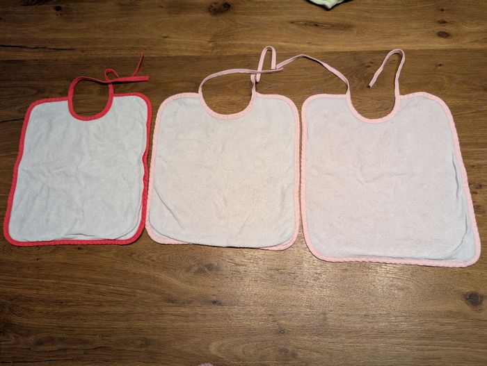 Bavoirs - photo numéro 2