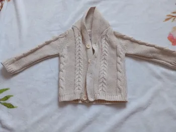 Petit gilet 9 mois groseille
