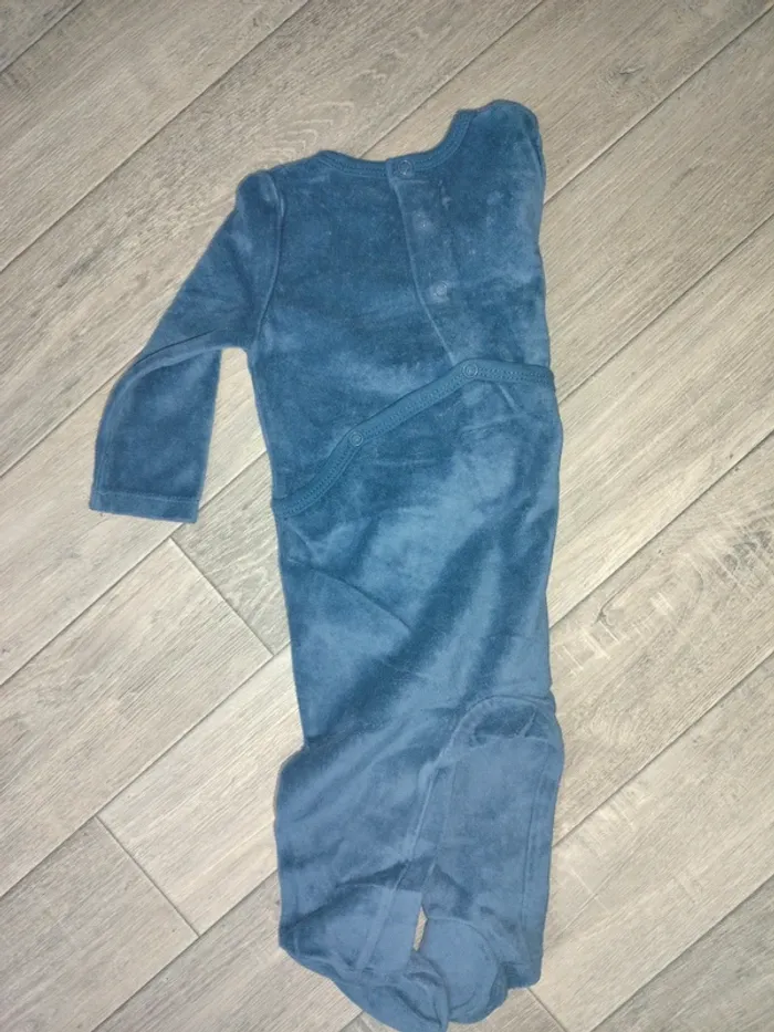 Pyjama - photo numéro 2