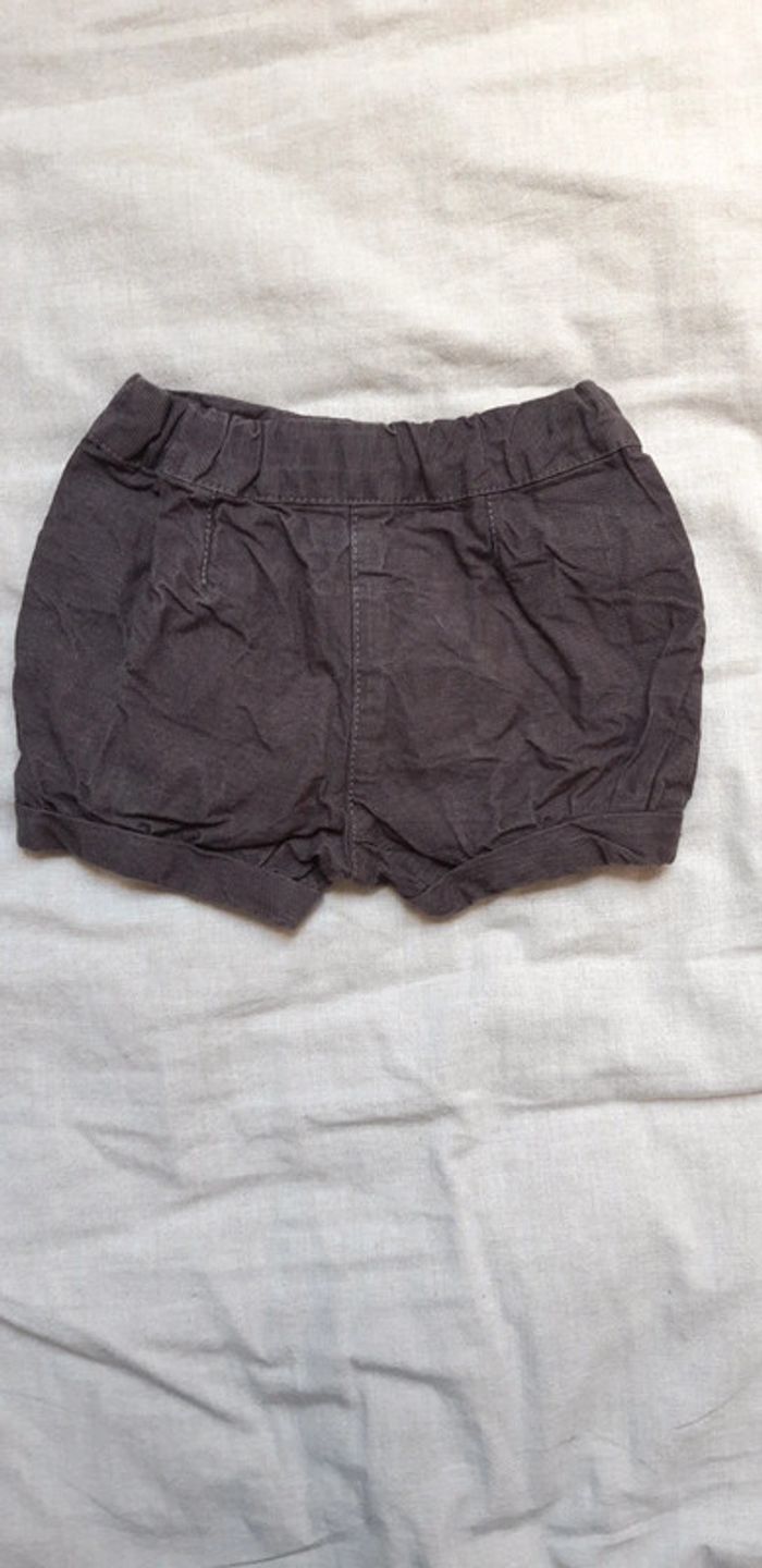 Short 6 mois - photo numéro 2