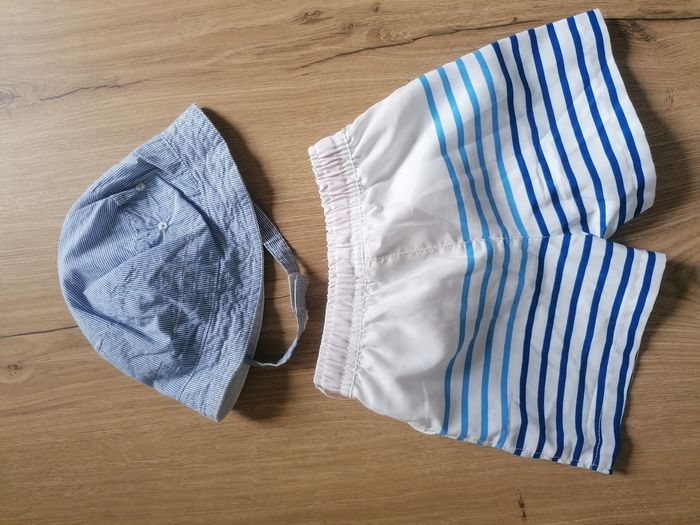 Short de bain 6 mois Disney et son chapeau - photo numéro 2