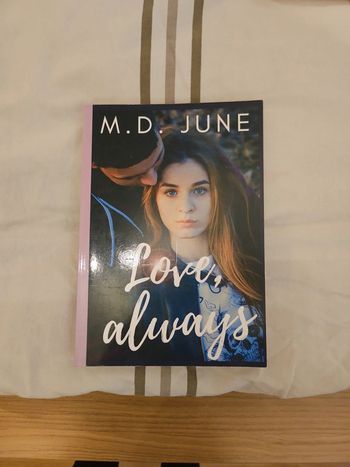 Love always, livre de md june