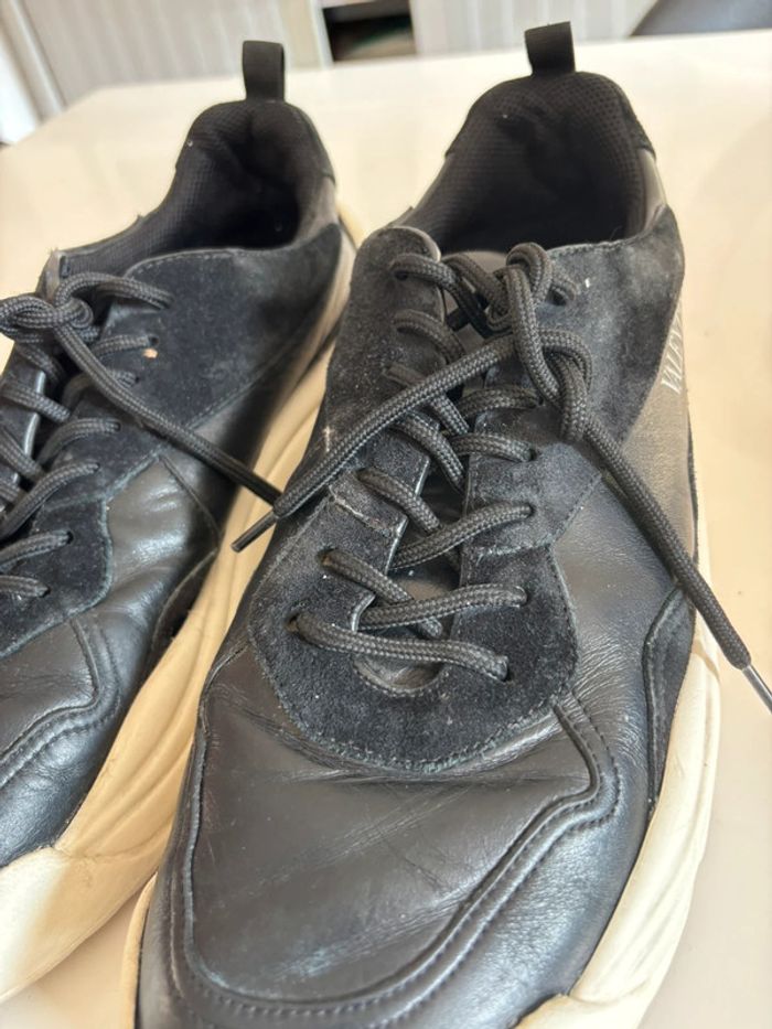 Valentino Garavani Gumboy – Baskets noires cuir de veau taille 45 - photo numéro 3