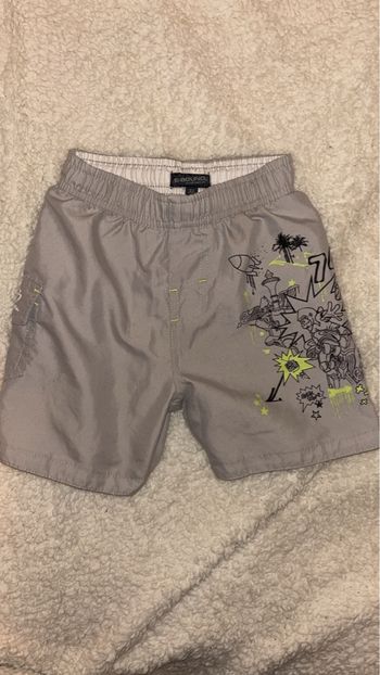 Short 2 ans 