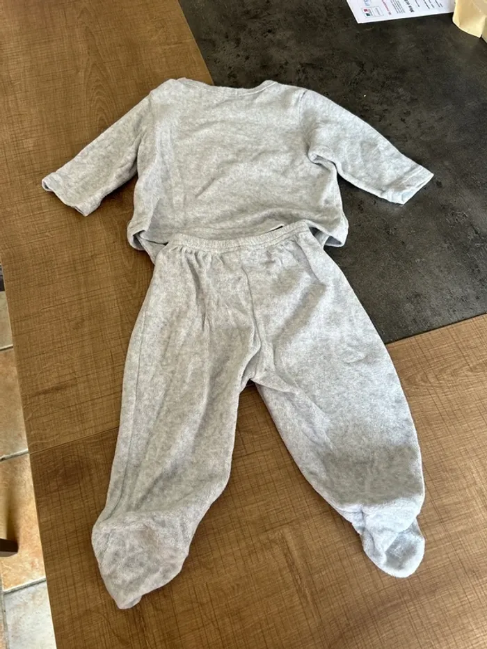 Pyjama 2 pièces en velours bébé fille, 9 mois - photo numéro 3