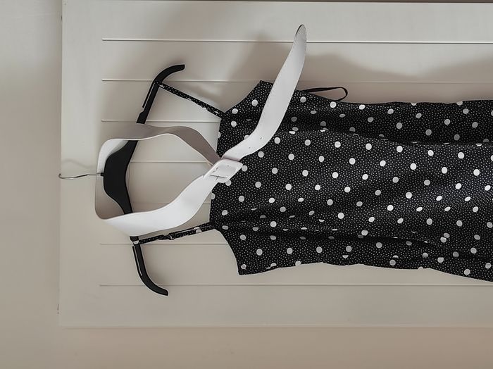Robe sans manches à pois – Taille 38 – Très bon état - photo numéro 3
