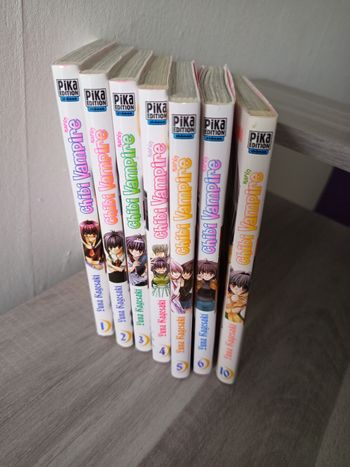 Lot Manga Chibi vampire