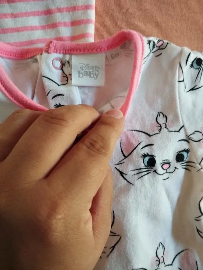 * Lot de 2 pyjamas T6M Disney Baby - photo numéro 3