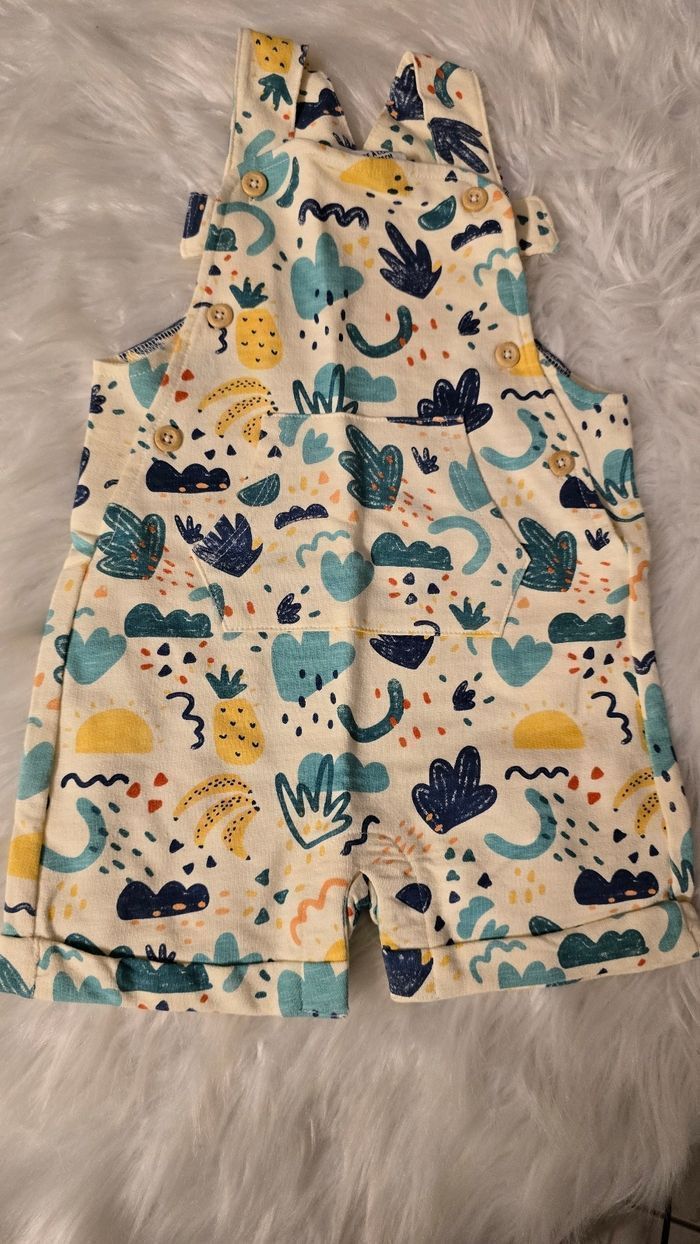 Neuve (non portée) 🏷🤩😍💙superbe salopette  18 mois garçon 🏷🤩😍💙 - photo numéro 2