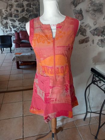 Robe longueur 80 cm.