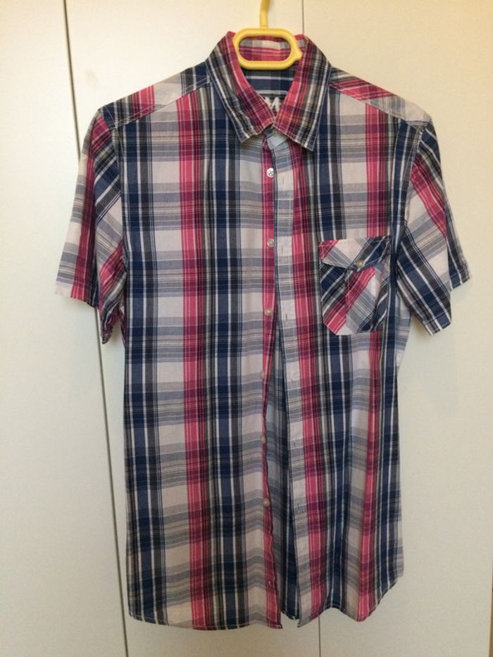 Chemise à manches courtes
