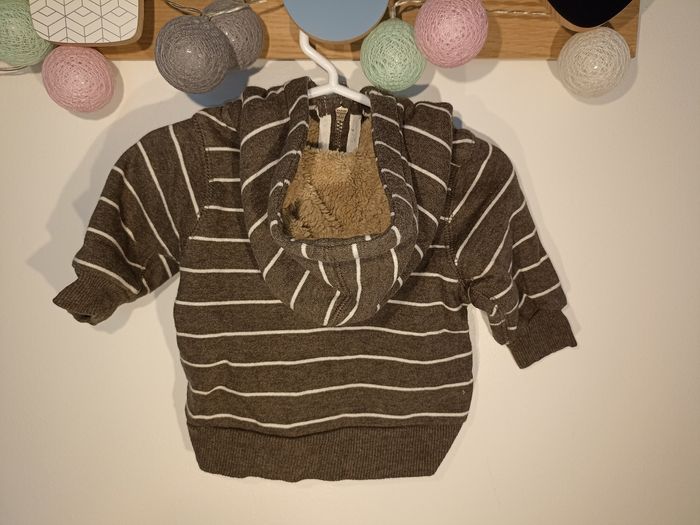 Sweat zippé - photo numéro 2