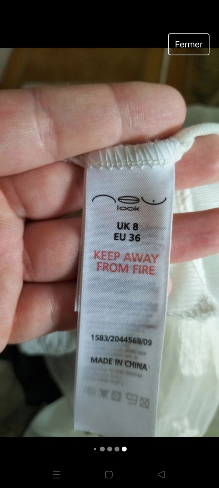 Robe à volants blanche et noire - photo numéro 7