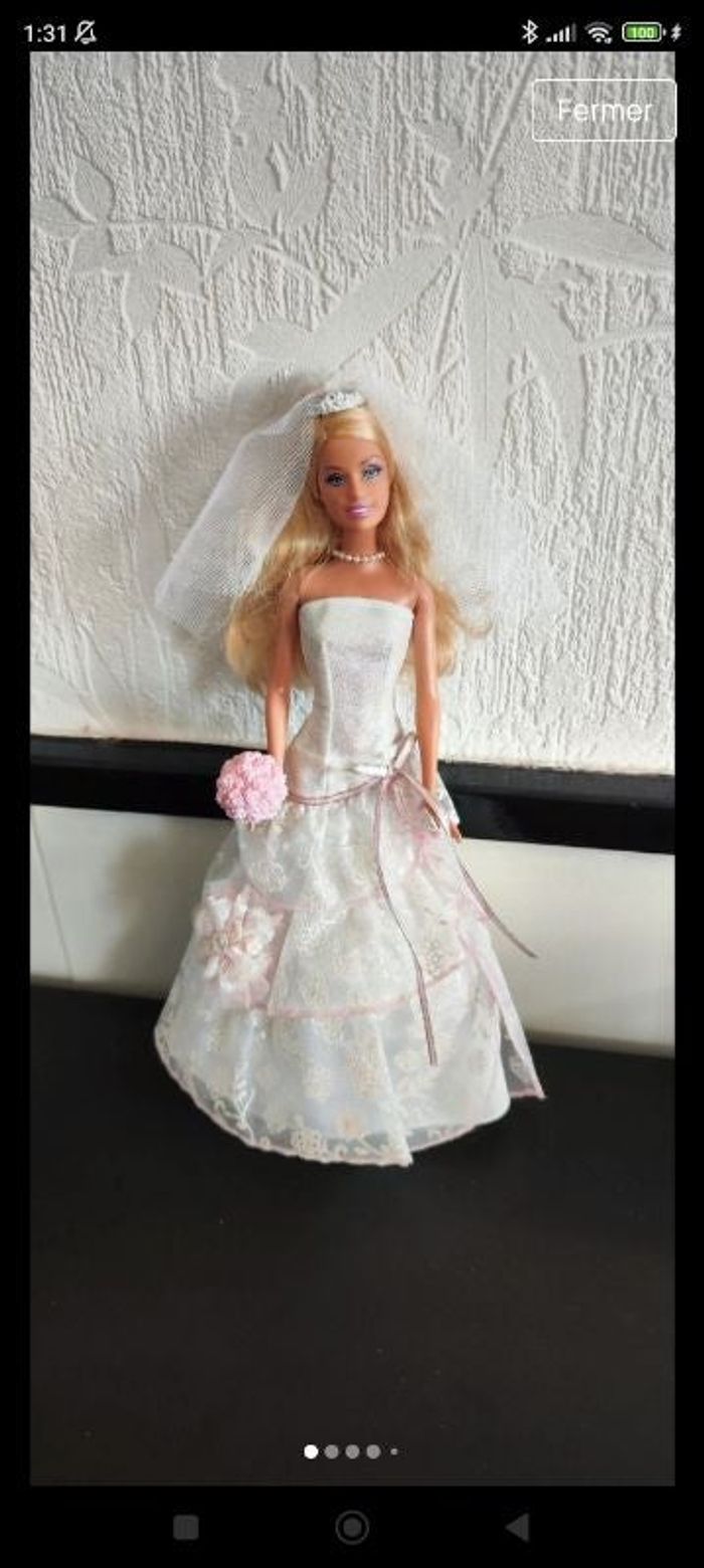 Magnifique poupée mannequin barbie neuf mariée avec accessoires