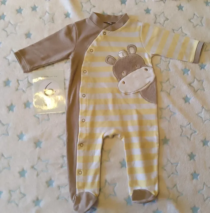 Pyjama motif hippopotame