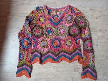 Pull crochet M  Spot