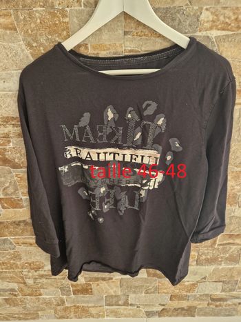 1 t-shirt manche longue taille L (taille tres grand) noir marque C et A